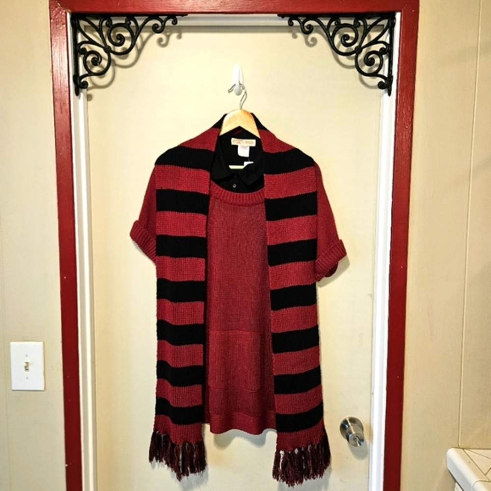 No Boundaries 3 Piece Set Tunic Sweater, Top, And Scarf